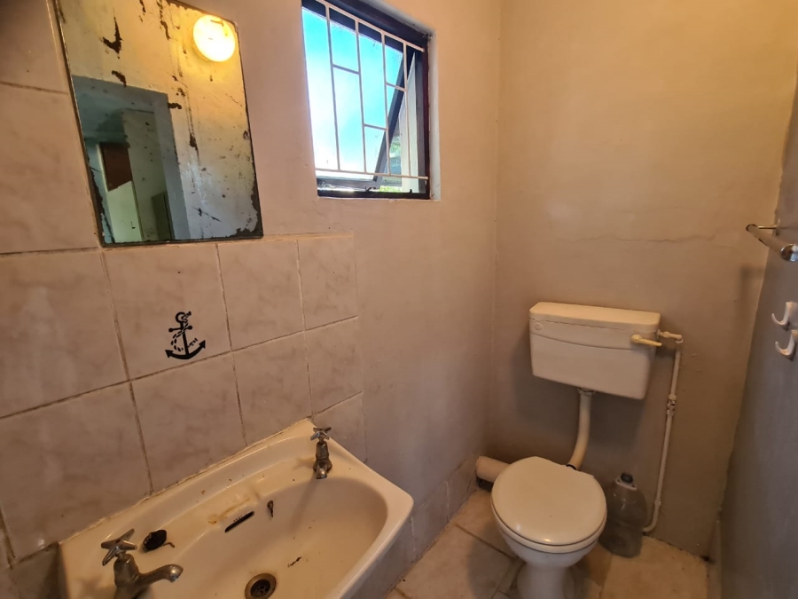 10 Bedroom Property for Sale in West Bank Eastern Cape